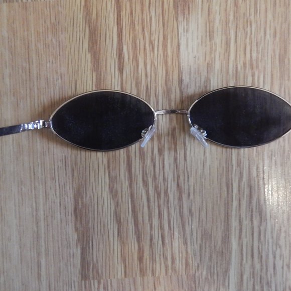 Oval ALDO Sunglasses - Picture 5 of 9